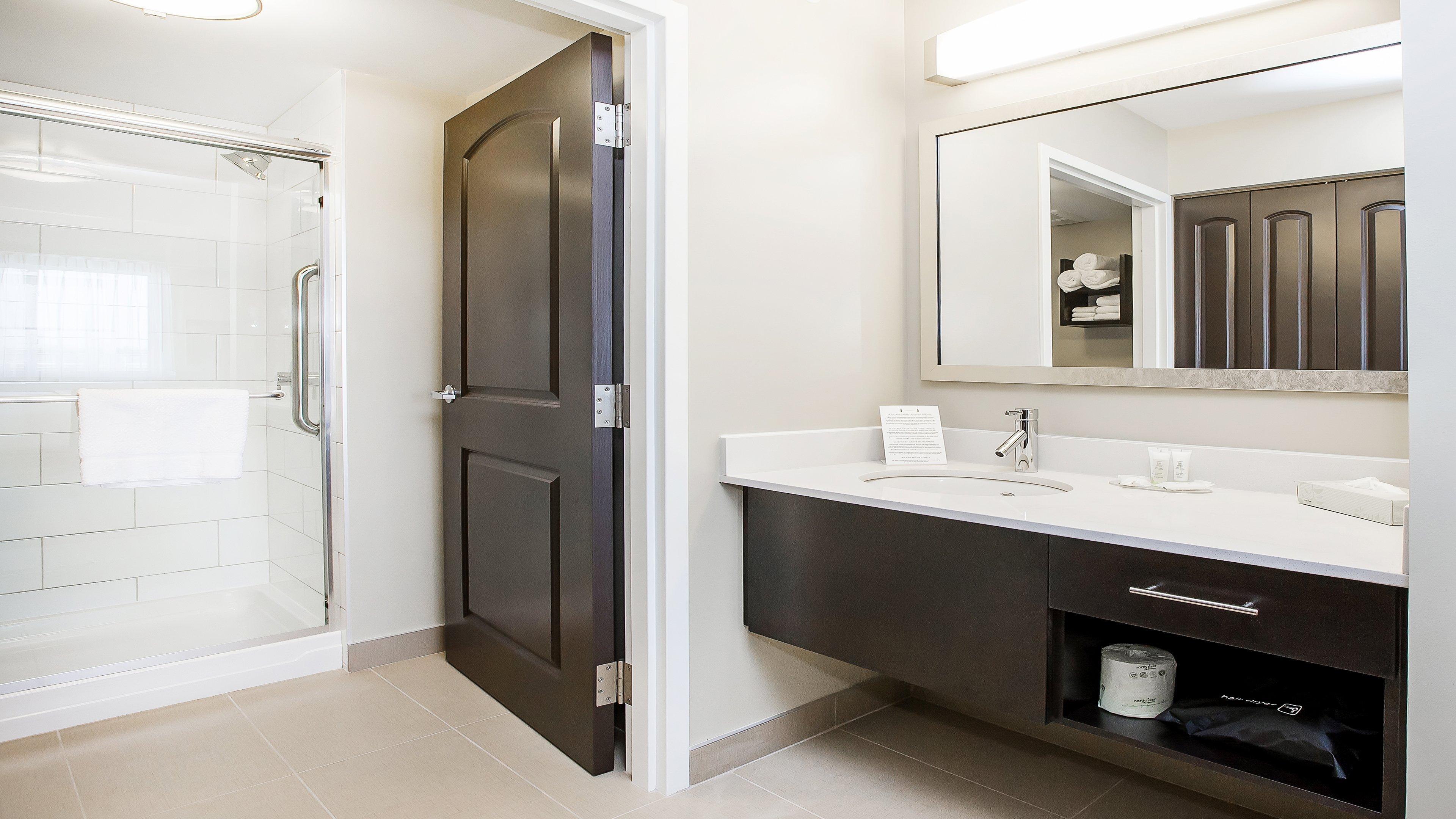 Staybridge Suites West Edmonton By Ihg Exterior foto