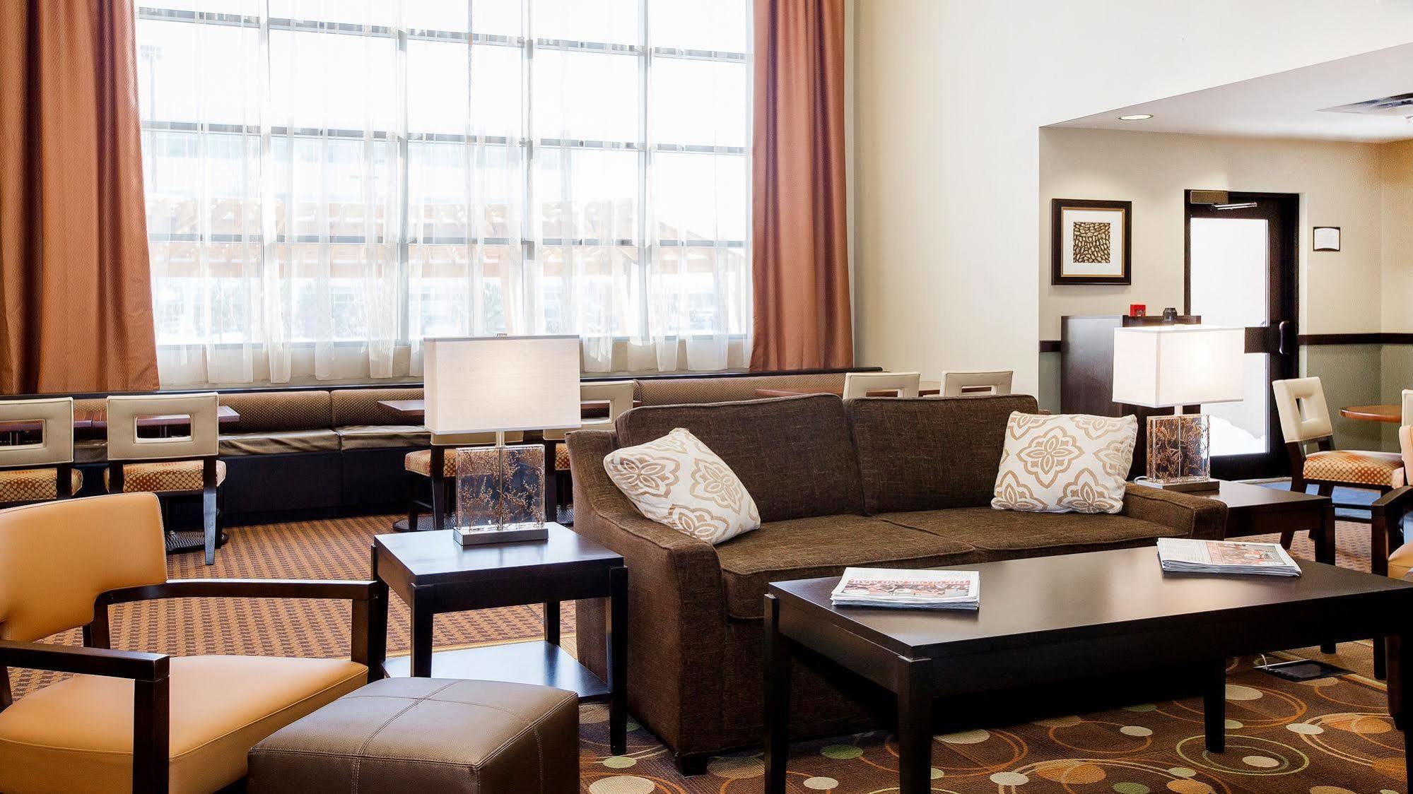 Staybridge Suites West Edmonton By Ihg Exterior foto